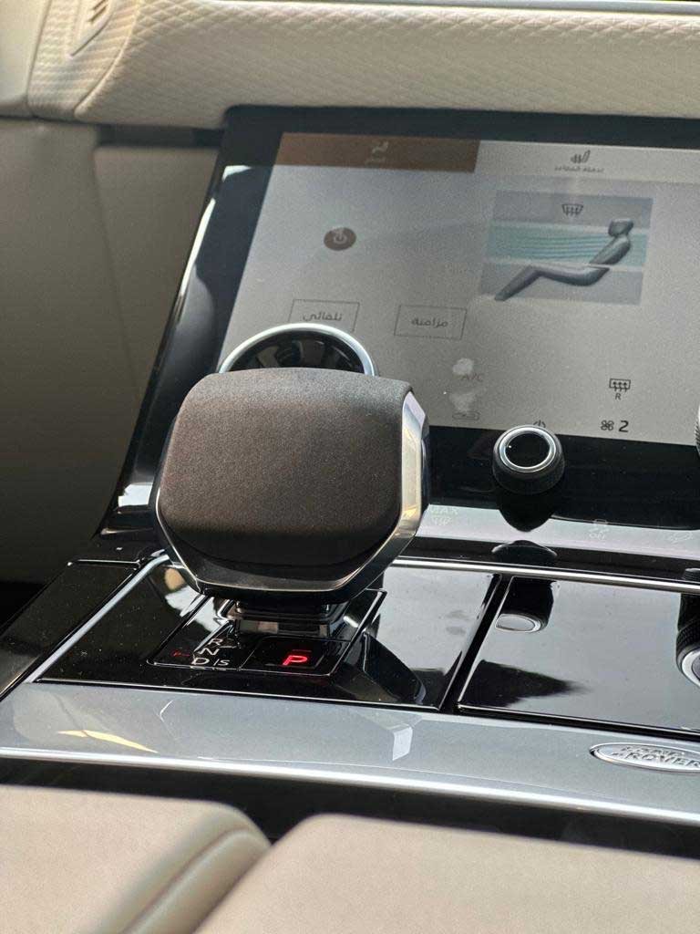 Aseel-Premium-car-rent--6